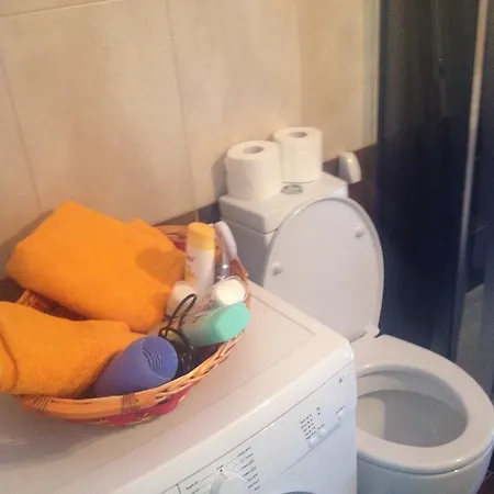 Easystay Apartament *