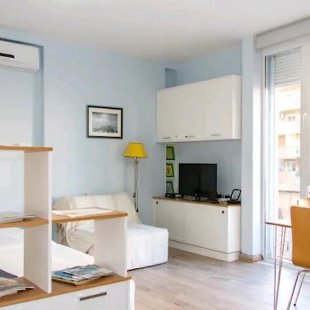 Easystay Apartament *